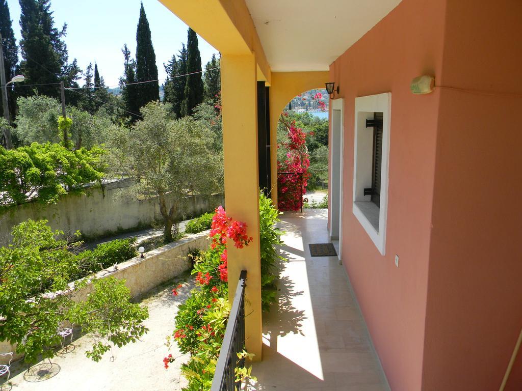 Villa Efterpi Kontokali Esterno foto