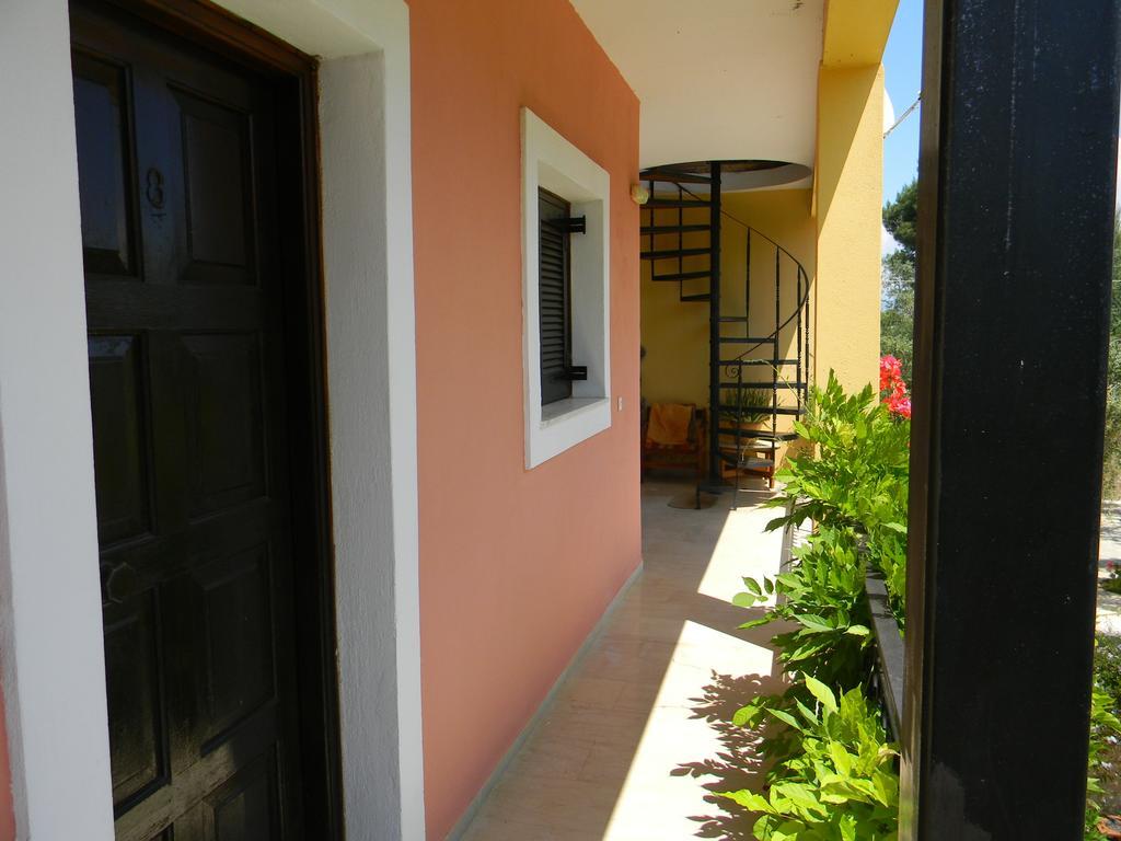 Villa Efterpi Kontokali Esterno foto