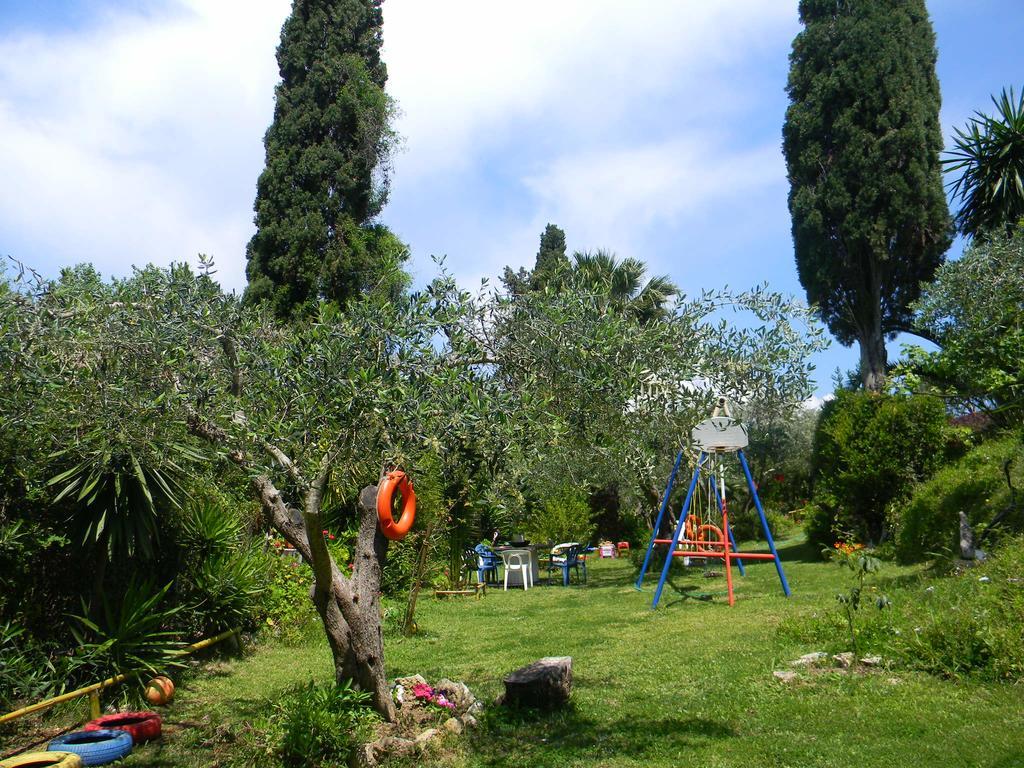 Villa Efterpi Kontokali Esterno foto