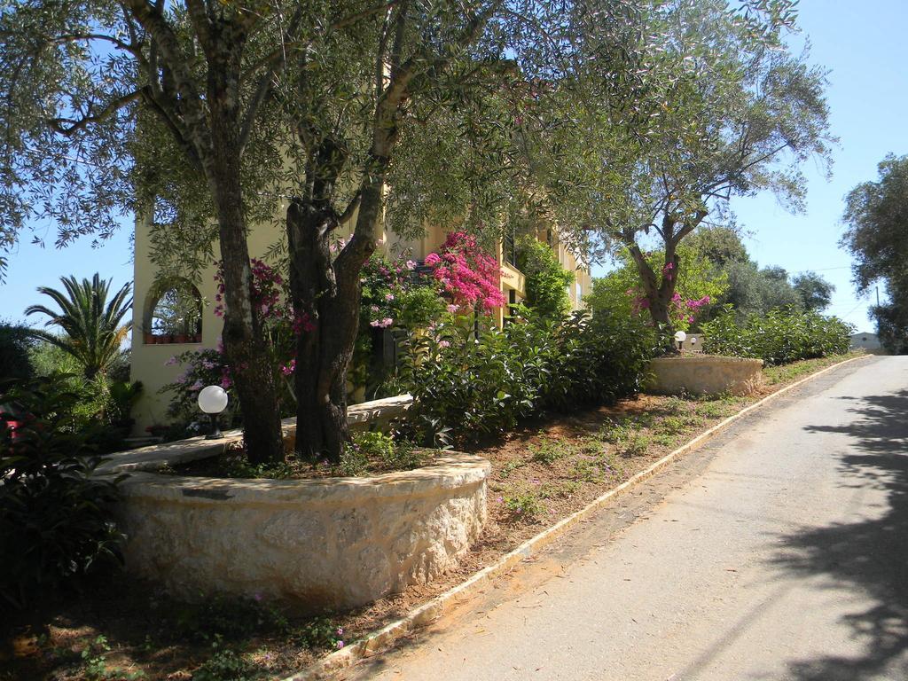 Villa Efterpi Kontokali Esterno foto