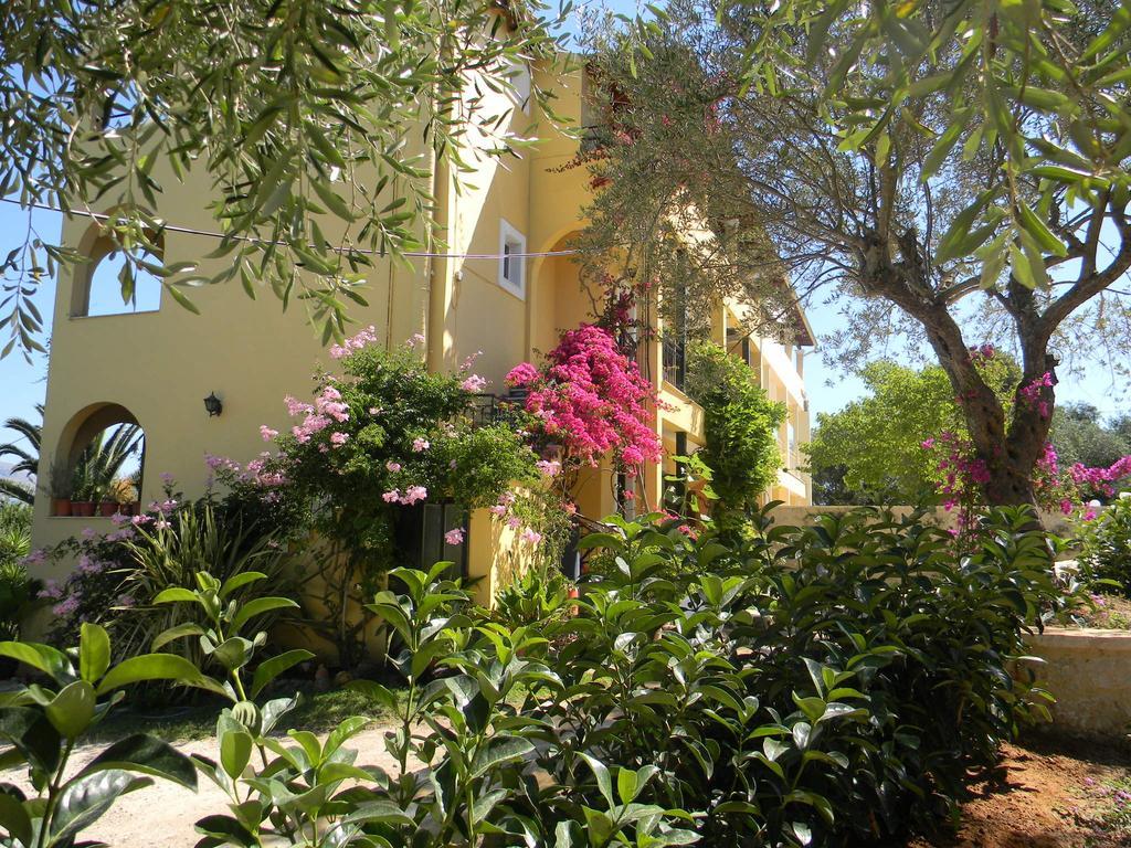 Villa Efterpi Kontokali Esterno foto