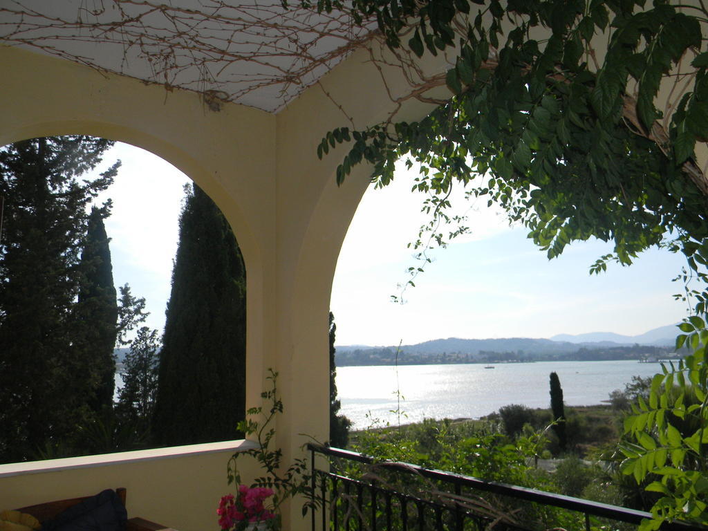 Villa Efterpi Kontokali Esterno foto
